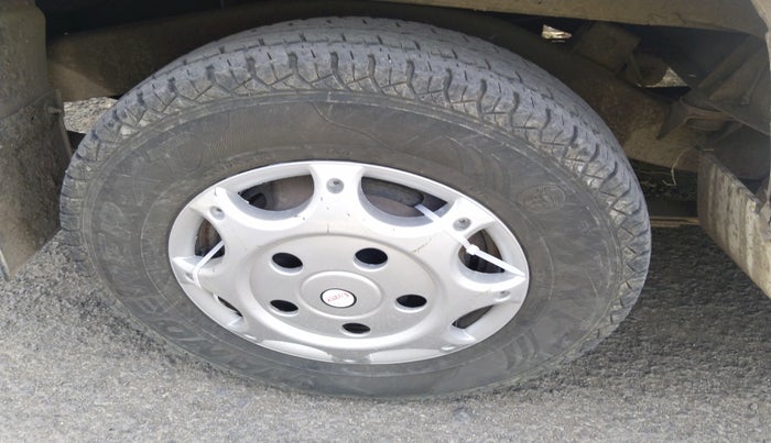 2012 Mahindra Bolero SLE BS-III, Diesel, Manual, 1,23,456 km, tyre