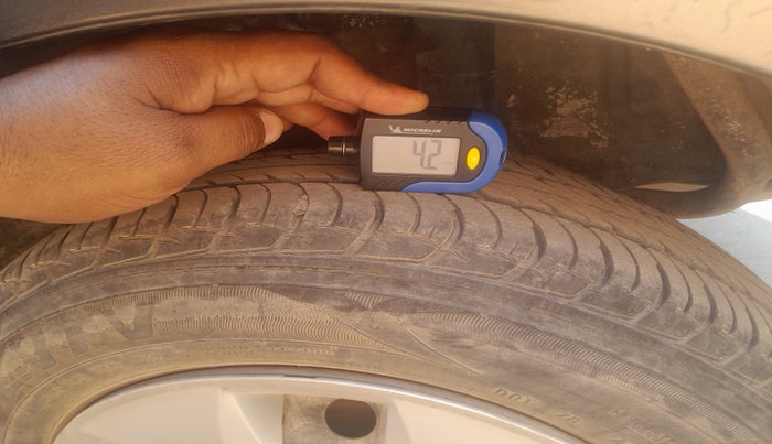 2021 Maruti New Wagon-R VXI (O) 1.0, Petrol, Manual, 28,562 km, tyre