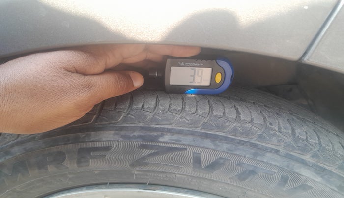 2021 Maruti New Wagon-R VXI (O) 1.0, Petrol, Manual, 28,562 km, tyre