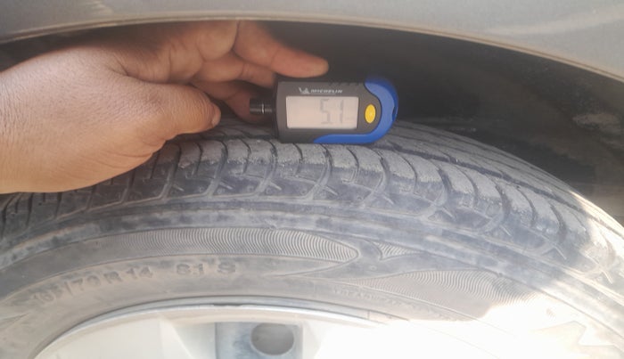 2021 Maruti New Wagon-R VXI (O) 1.0, Petrol, Manual, 28,562 km, tyre