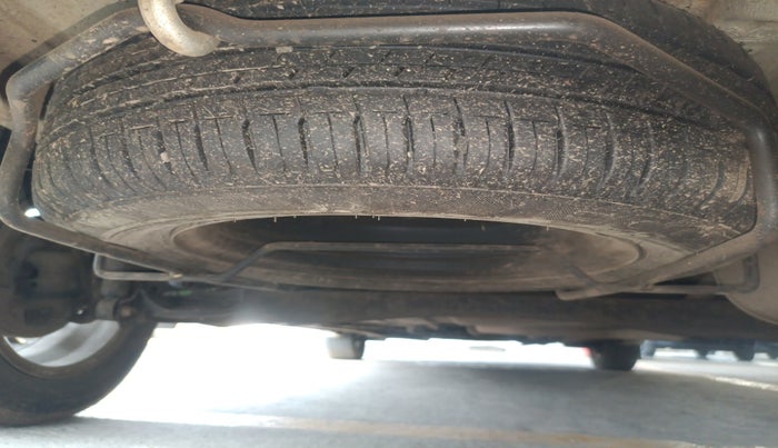 2024 Maruti Ertiga ZXI+ AT SHVS, Petrol, Automatic, 42,979 km, tyre