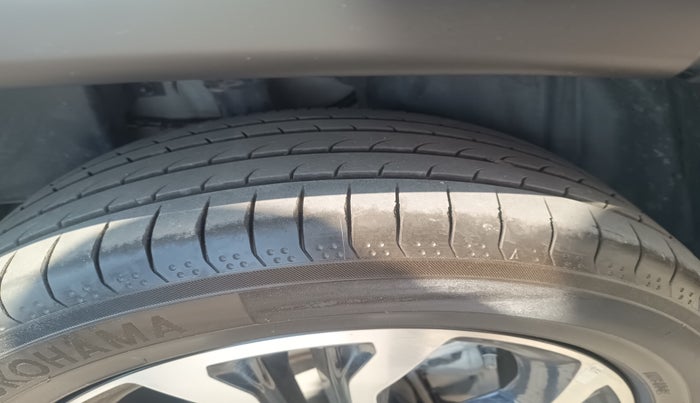 2022 Jeep Compass LIMITED (O) 2.0 DIESEL, Diesel, Manual, 48,403 km, tyre