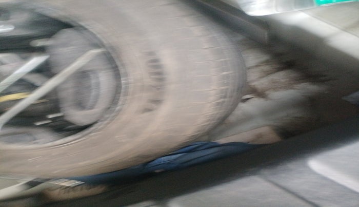 2019 Tata NEXON XT DIESEL, Diesel, Manual, 1,44,084 km, tyre