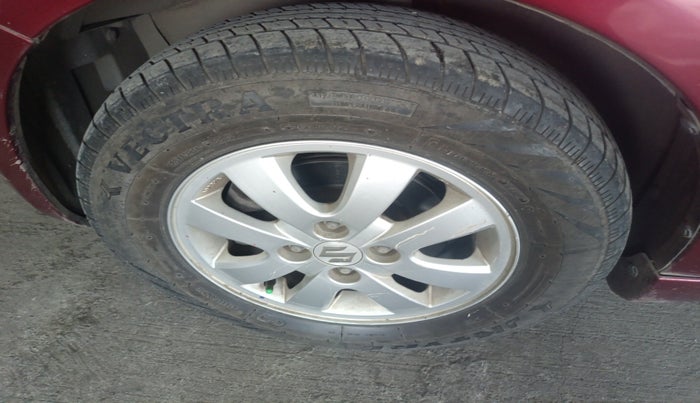 2012 Maruti Ritz ZXI, Petrol, Manual, 55,092 km, tyre