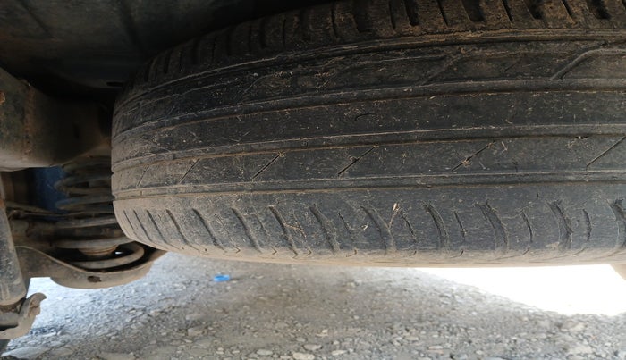 2018 Mahindra MARAZZO M6 8 STR, Diesel, Manual, 1,28,346 km, tyre