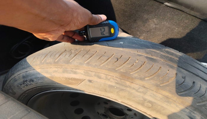 2021 Maruti Baleno SIGMA PETROL 1.2, Petrol, Manual, 74,013 km, tyre