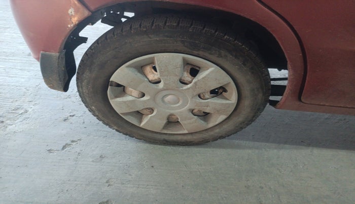 2010 Maruti Zen Estilo LXI, Petrol, Manual, 68,161 km, tyre