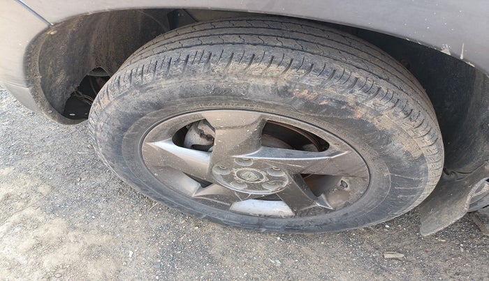 2014 Renault Duster 110 PS RXL DIESEL, Diesel, Manual, 1,34,145 km, tyre