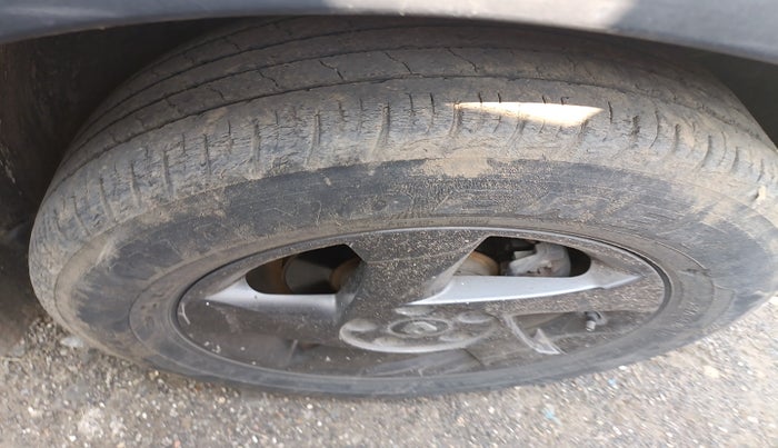 2014 Renault Duster 110 PS RXL DIESEL, Diesel, Manual, 1,34,145 km, tyre