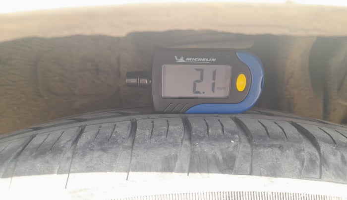 2018 Tata Tiago XE PETROL, Petrol, Manual, 1,53,000 km, tyre