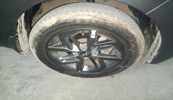 2022 Hyundai GRAND I10 NIOS SPORTZ 1.2 KAPPA VTVT CNG, Petrol, Manual, 24,987 km, tyre