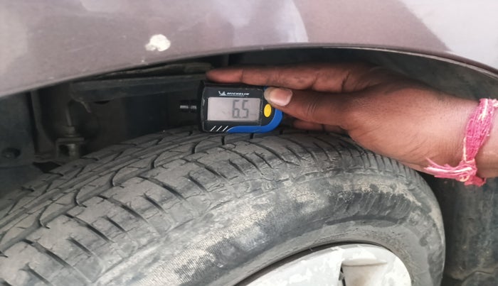 2018 Tata Tiago XE PETROL, Petrol, Manual, 15,420 km, tyre