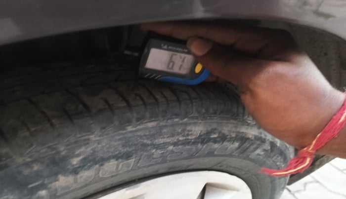 2018 Tata Tiago XE PETROL, Petrol, Manual, 15,420 km, tyre