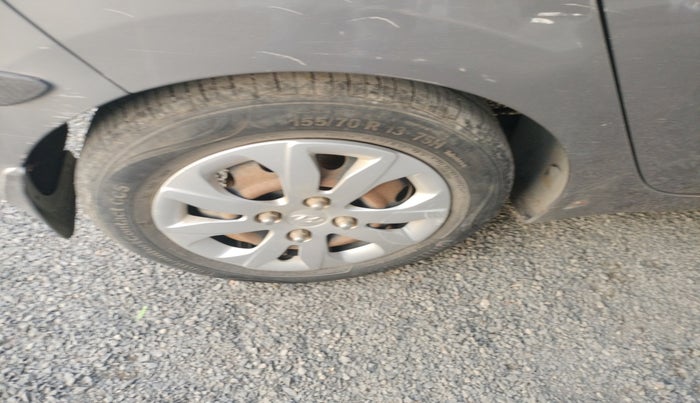 2014 Hyundai Eon MAGNA + LPG, Petrol, Manual, 55,555 km, tyre