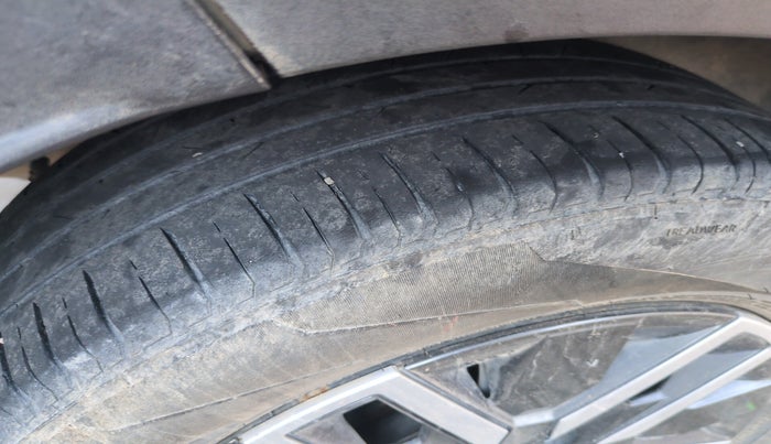 2023 Hyundai VENUE S (O) 1.0 Turbo MT, Petrol, Manual, 47,000 km, tyre