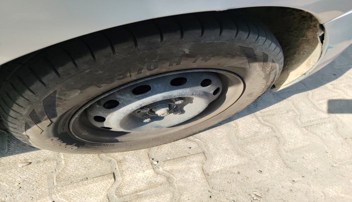 2016 Tata Tiago XT PETROL, Petrol, Manual, 86,872 km, tyre