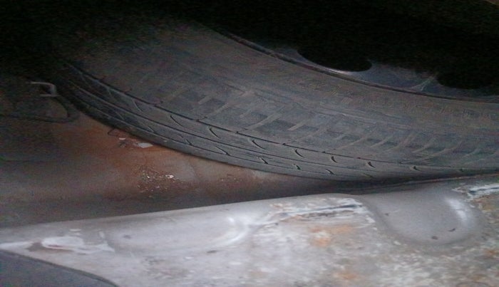 2017 Tata Zest XMS PETROL, Petrol, Manual, 1,74,042 km, tyre