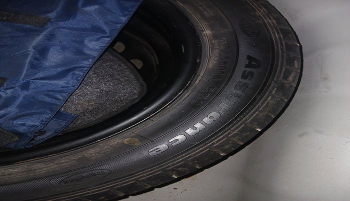 2015 Hyundai Elite i20 SPORTZ 1.2 (O), Petrol, Manual, 74,278 km, tyre