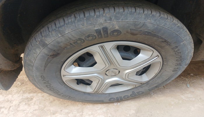 2022 Tata Harrier XM 2.0L KRYOTEC, Diesel, Manual, 41,679 km, tyre