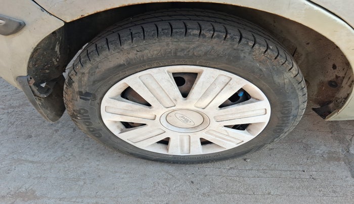 2012 Ford Figo ZXI 1.4 DIESEL, Diesel, Manual, 1,21,806 km, tyre