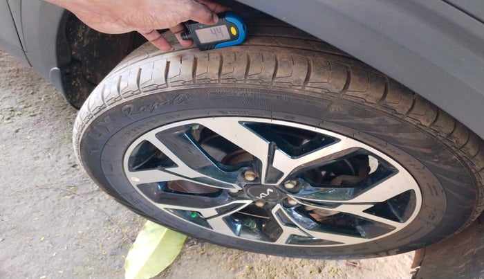 2023 KIA SELTOS X LINE 1.5 DIESEL AT, Diesel, Automatic, 44,159 km, tyre