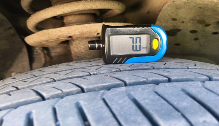 2017 Mahindra XUV500 W6, Diesel, Manual, 74,003 km, tyre