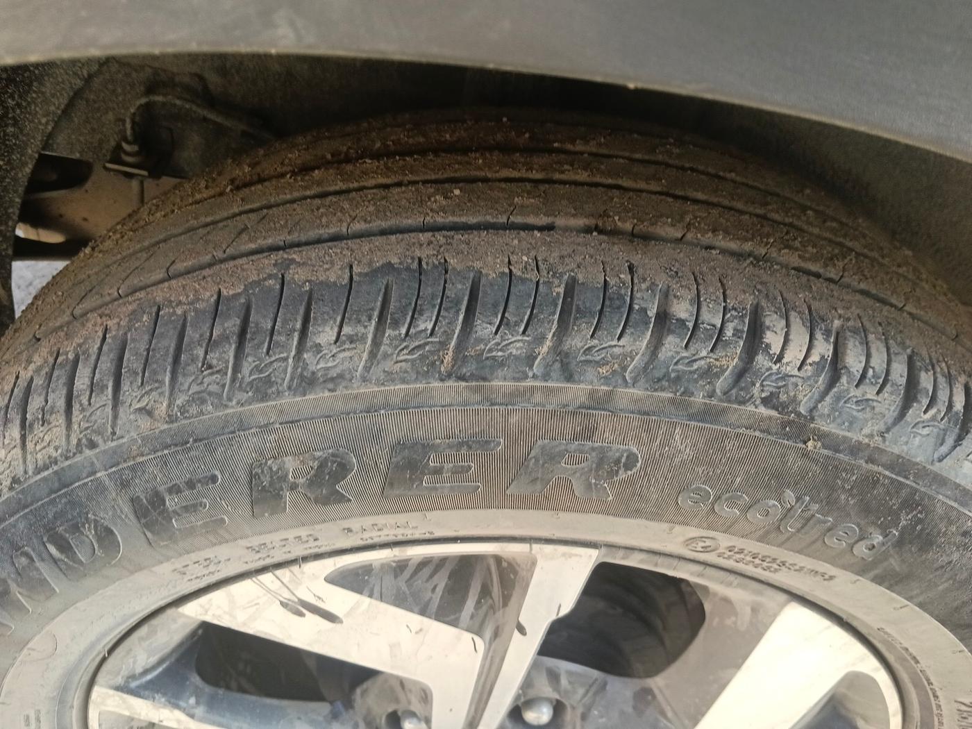 2023 KIA SONET HTX 1.5 AT, Diesel, Automatic, 46,666 km, tyre