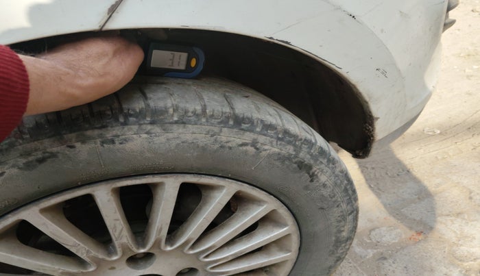 2014 Tata Zest XE 75PS DIESEL, Diesel, Manual, 2,01,359 km, tyre