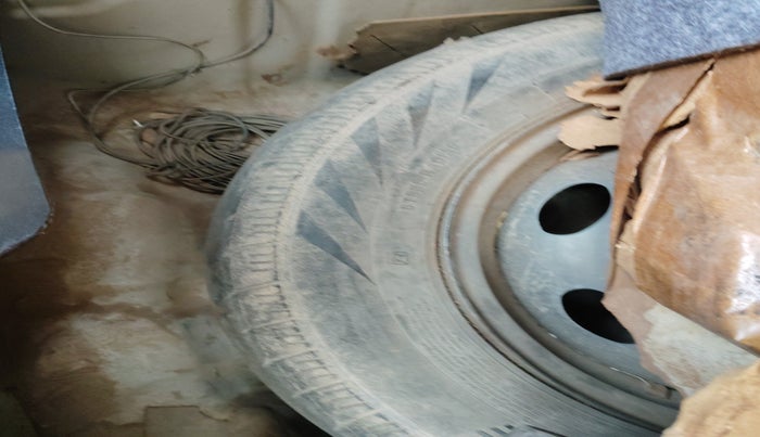 2014 Tata Zest XE 75PS DIESEL, Diesel, Manual, 2,01,359 km, tyre