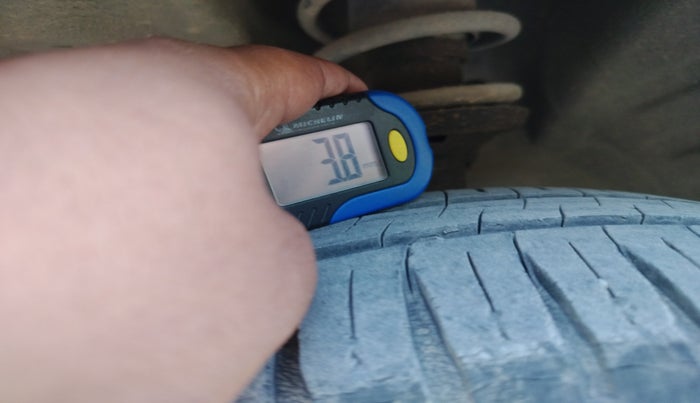 2016 Maruti Wagon R 1.0 VXI, Petrol, Manual, 69,724 km, tyre