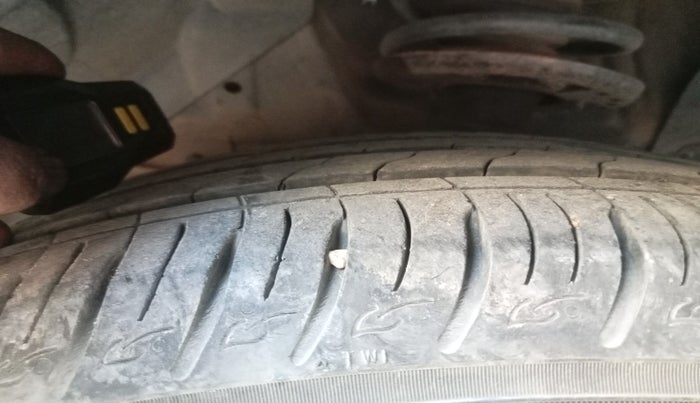 2019 Maruti Vitara Brezza ZDI, Diesel, Manual, 1,19,555 km, tyre