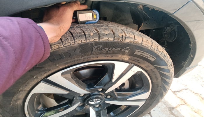 2022 Tata NEXON EV XZ PLUS, Electric, Automatic, 1,02,337 km, tyre