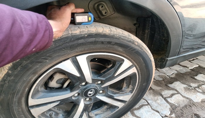 2022 Tata NEXON EV XZ PLUS, Electric, Automatic, 1,02,337 km, tyre