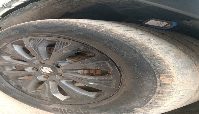 2020 Maruti Vitara Brezza ZXI, Petrol, Manual, 68,240 km, tyre