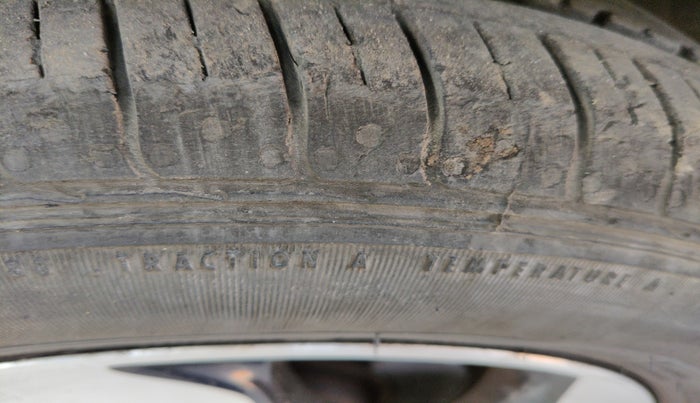 2014 Honda Mobilio 1.5L I-DTEC RS, Diesel, Manual, 84,777 km, tyre