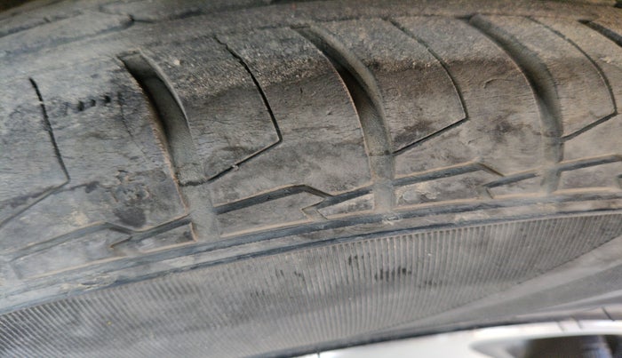 2014 Honda Mobilio 1.5L I-DTEC RS, Diesel, Manual, 84,777 km, tyre