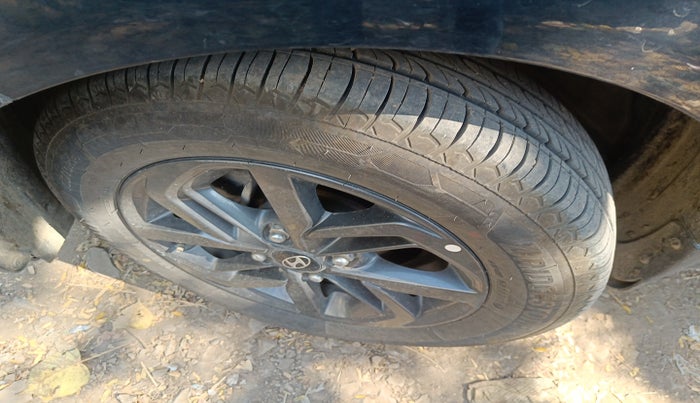 2020 Hyundai GRAND I10 NIOS SPORTZ AMT 1.2 KAPPA VTVT, Petrol, Automatic, 50,850 km, tyre