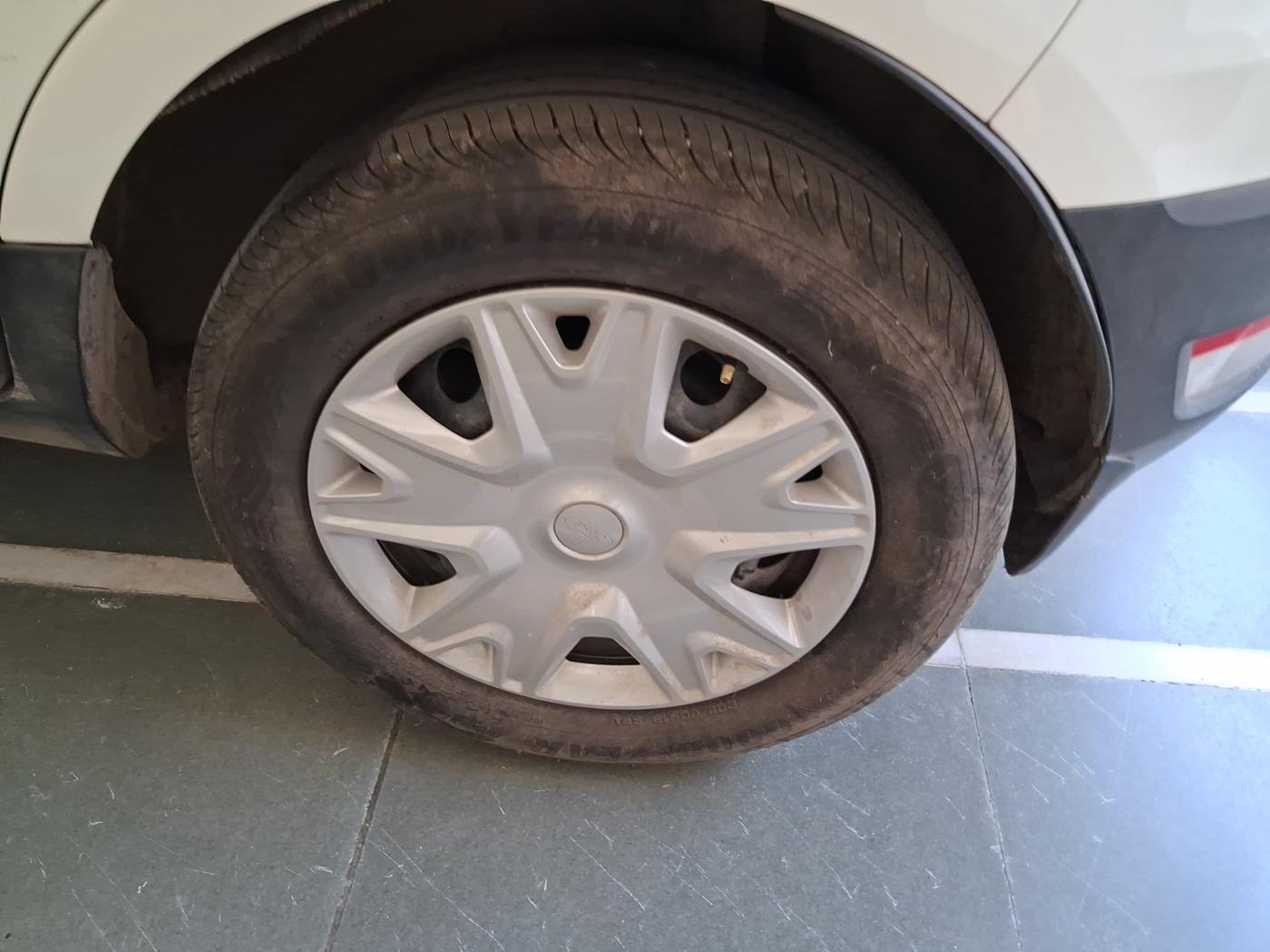 2018 Ford Ecosport TREND+ 1.5L DIESEL, Diesel, Manual, 50,825 km, tyre