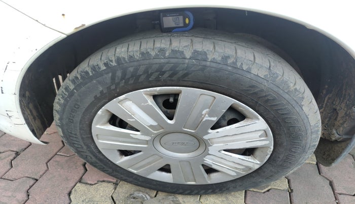 2012 Ford Figo LXI 1.4 DIESEL, Diesel, Manual, 80,780 km, tyre