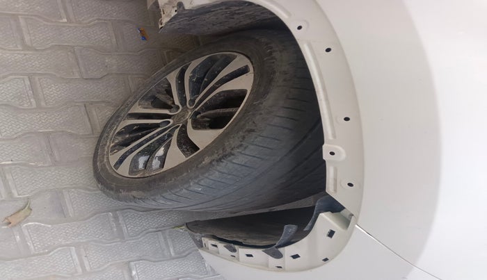 2022 MG HECTOR PLUS SHARP 2.0 DIESEL TURBO MT 6-STR, Diesel, Manual, 44,673 km, tyre