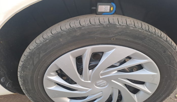 2021 Maruti Ertiga VXI CNG, Petrol, Manual, 77,549 km, tyre