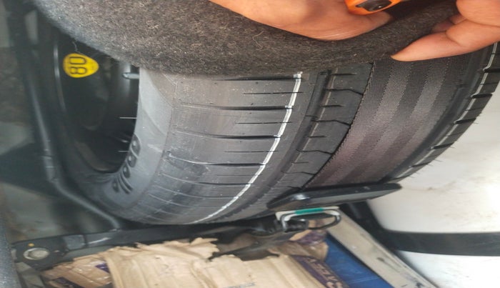 2023 Maruti Baleno  ZETA CNG 1.2L, Petrol, Manual, 49,050 km, tyre