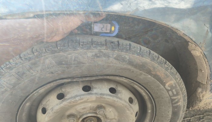 2010 Maruti Alto LXI, Petrol, Manual, 1,93,178 km, tyre