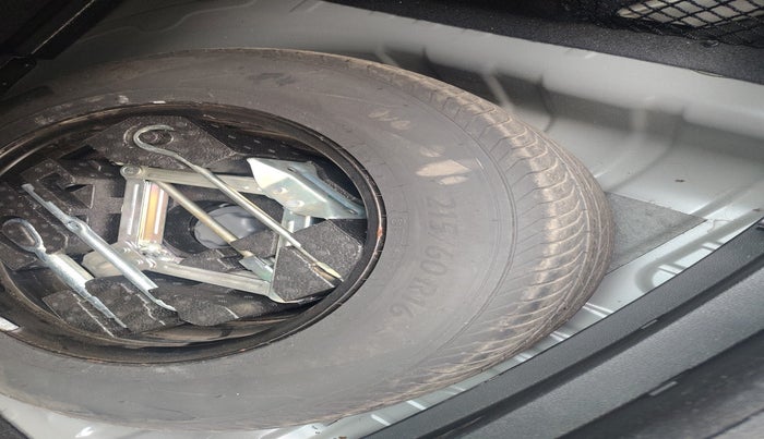 2023 MG ASTOR  SMART BLACK STORM EDITION CVT, Petrol, Automatic, 23,494 km, tyre