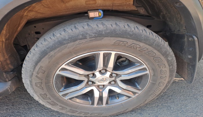 2024 Toyota Fortuner 4X2 MT 2.8 DIESEL, Diesel, Manual, 40,202 km, tyre