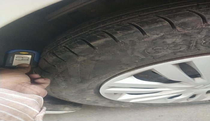 2011 Maruti Swift Dzire VXI, Petrol, Manual, 1,45,172 km, tyre