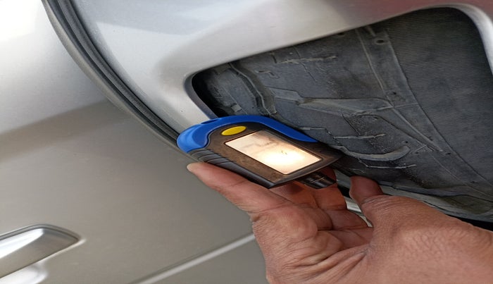 2016 Mahindra TUV300 T8, Diesel, Manual, 1,40,205 km, tyre