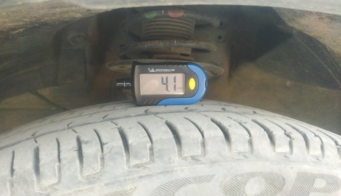 2020 Maruti XL6 ZETA AT, Petrol, Automatic, 90,618 km, tyre