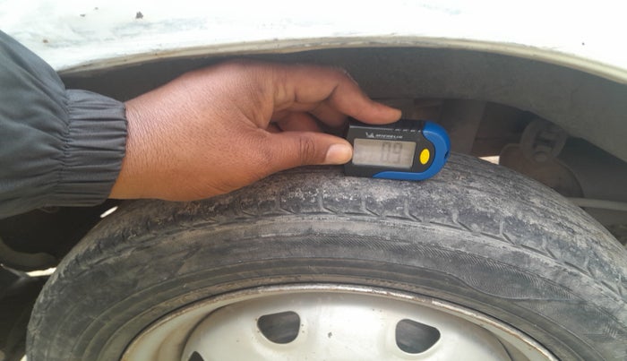 2012 Maruti Alto K10 LXI, Petrol, Manual, 1,37,828 km, tyre