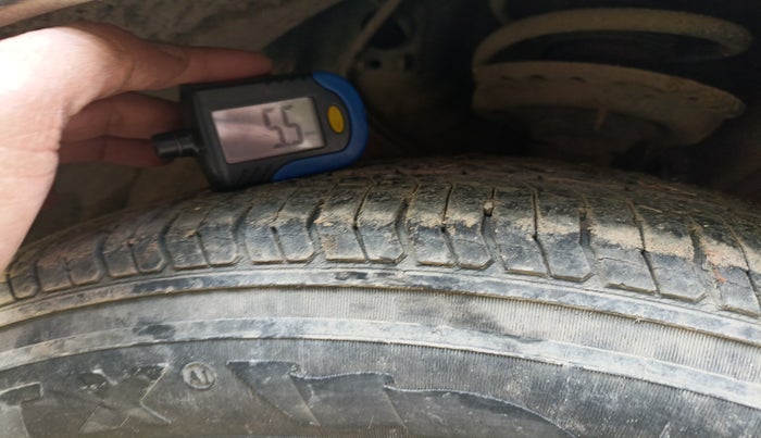 2017 Hyundai Creta SX 1.6 DIESEL, Diesel, Manual, 1,22,597 km, tyre